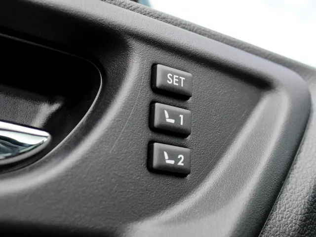 Subaru Forester 2.0 Premium Automaat | Navi | Cruise | Leder | Panodak | Lm-Velgen | Trekhaak