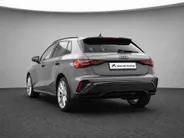 Audi A3 Sportback 45 TFSIe 272pk S-tronic S edition Competition · Camera · Sonos Audio · Elektrische stoelverstelling · Keyless  · Stoelverwarming · Afneembare Trekhaak · Fabrieksgarantie tot 03-04-2030 of 100.000km