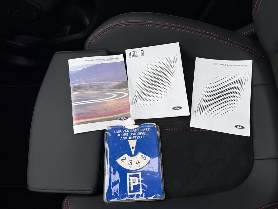 Ford Kuga 2.5 PHEV ST-Line X 1e Eigenaar! | Elektr. Trekhaak | Panoramadak | B&O Sound | Winter Pack | HUD | Dodehoek Detectie | Full optie! | Fabrieksgarantie! |