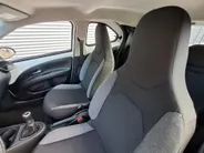 Toyota Aygo X 1.0 VVT-i MT Play | Apple Carplay/Android Auto | Cruise control adaptief | Airco | DAB | Camera