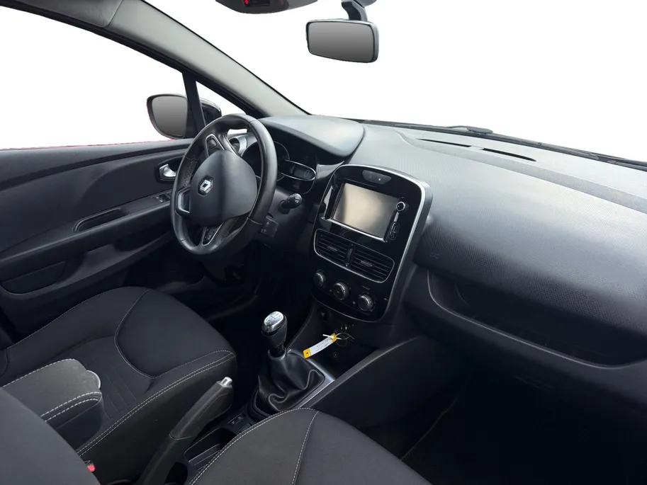Renault Clio 0.9 TCe Limited | Navigatie | Bluetooth | Parkeersensoren | Onderhoudshistorie | LMV | Airco | Cruise Control | 12 Maanden BOVAG Garantie