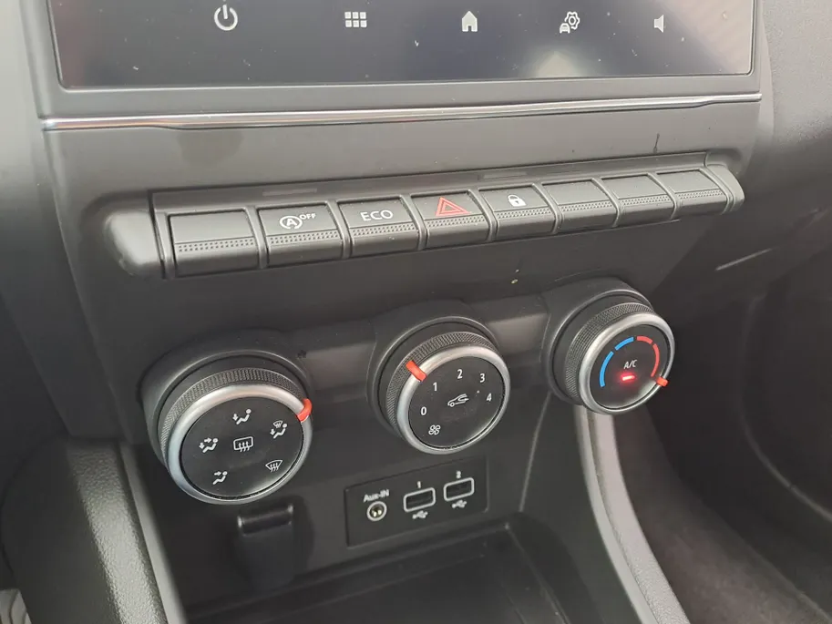 Renault Captur 1.0 TCe 90 Zen | Navigatie | Camera | Sensoren | Rijstrooksensor met correctie | Airco | Apple Carplay/Android Auto