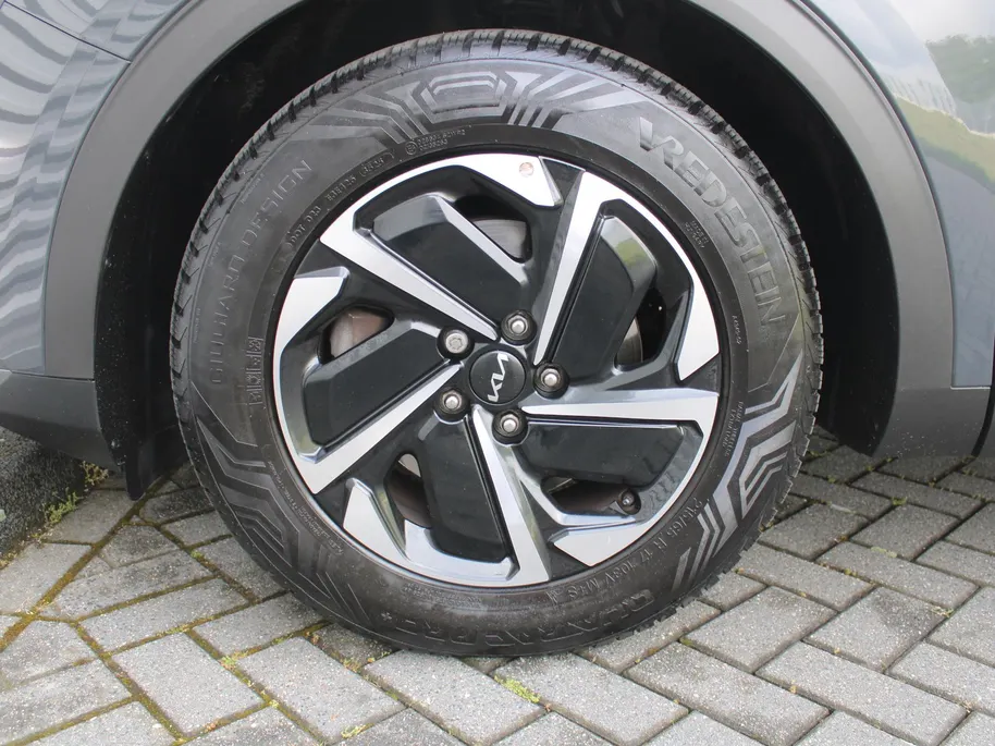 Kia Sportage 1.6 T-GDi MHEV DynamicLine | Camera | Clima | Cruise adapt. | Navi | PDC | LED | 17' LM | Apple Carplay/Android Auto |