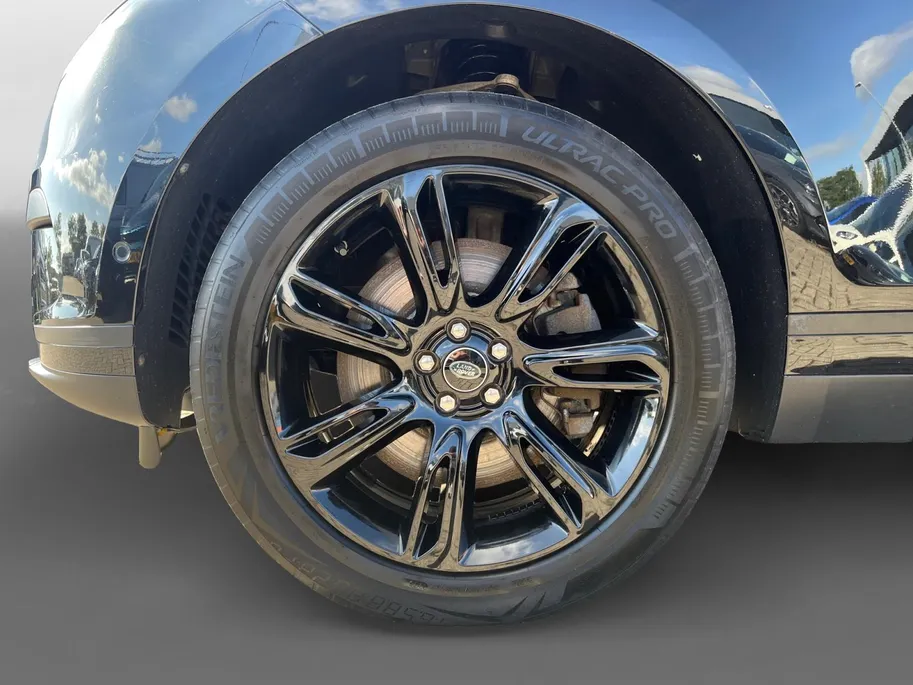 Land Rover Range Rover Velar 2.0 P400e S |Meridian Audiosysteem|Elektrisch bedienbare achterklep| Dodehoek detectie| Trekhaak| 12 maanden Bovag Garantie|