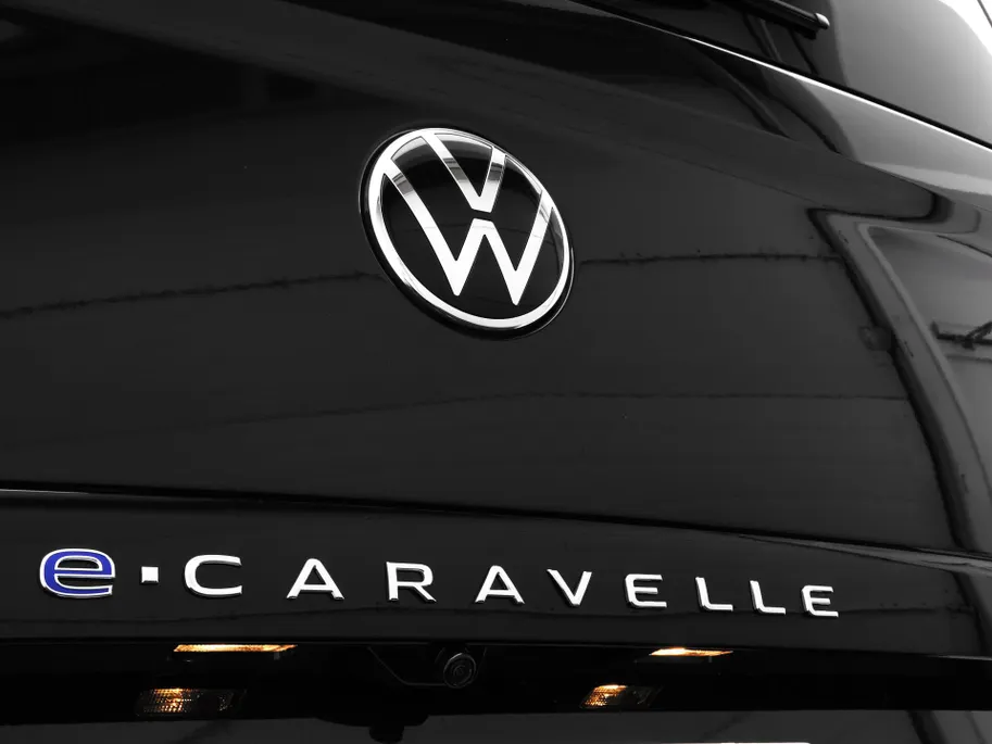 Volkswagen Caravelle Bedrijfswagens Style 70kWh / 218pk L2 · 8-zits · 734104