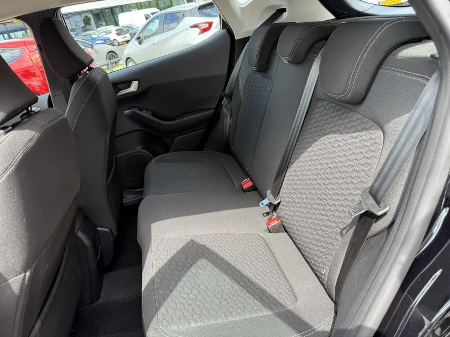 Ford Fiesta 1.0 EcoBoost Hybrid Titanium Apple Carplay/ Android Auto - Winter Pack -Climate Control
