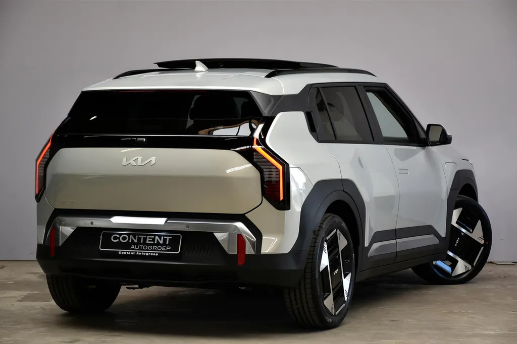 Kia EV3 58,3 kWh 204pk Plus Advanced