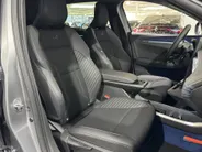 Renault Scénic E-Tech EV87 long range Esprit Alpine Automaat | DEMO - 17% Bijtelling | 360 Camera | Digital Cockpit | Elektrische Achterklep | Adaptive Cruise Control | Apple CarPlay/Android Auto |
