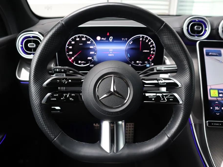 Mercedes-Benz GLC 300e 4MATIC AMG Line