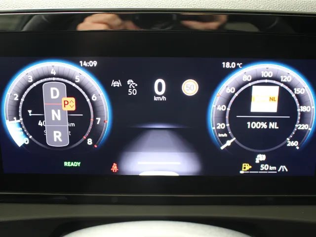 Volkswagen Tiguan 1.5 eTSI DSG Goal Edition Navigatie | Trekhaak | Matrix Led | Keyless Entry | Easy Open achterklep