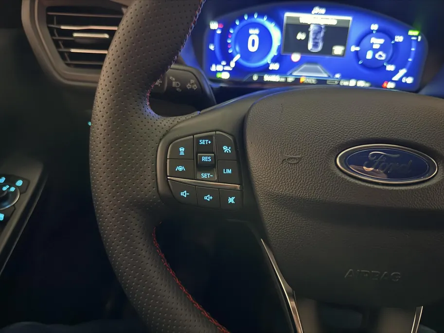 Ford Kuga 2.5 PHEV ST-Line X | Winterpack | Full LED | Adaptieve Cruise Control | Automatisch inparkeren |