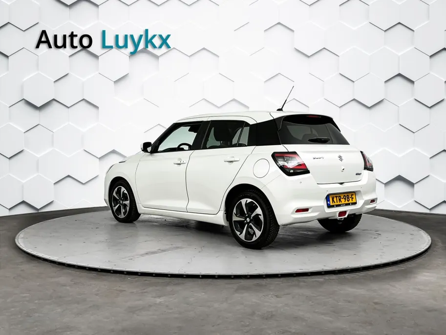 Suzuki Swift 1.2 Style Smart Hybrid Automaat | Navigatie | Apple Carplay/Android Auto | Adaptieve Cruise Control