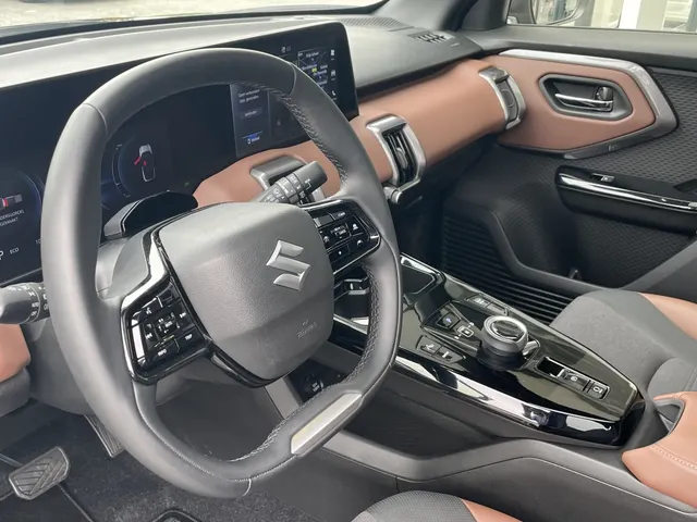 Suzuki e Vitara Style 61 kWh