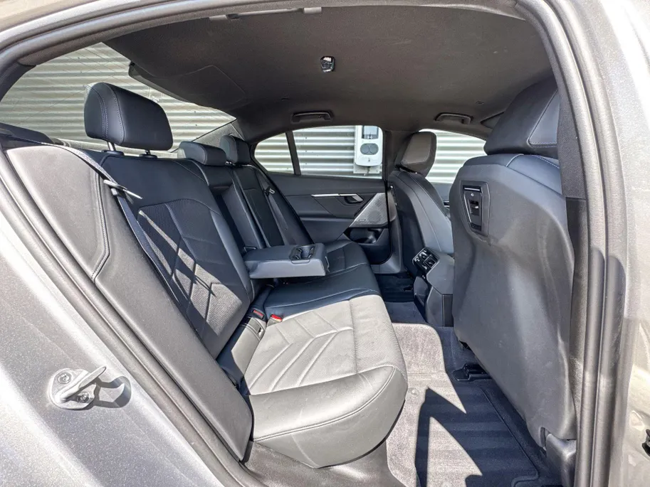 BMW 5 Serie Sedan 520i