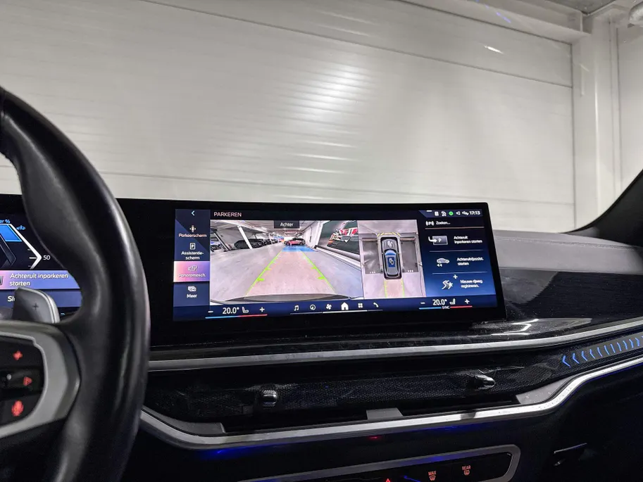 BMW X5 xDrive50e Launch Edition