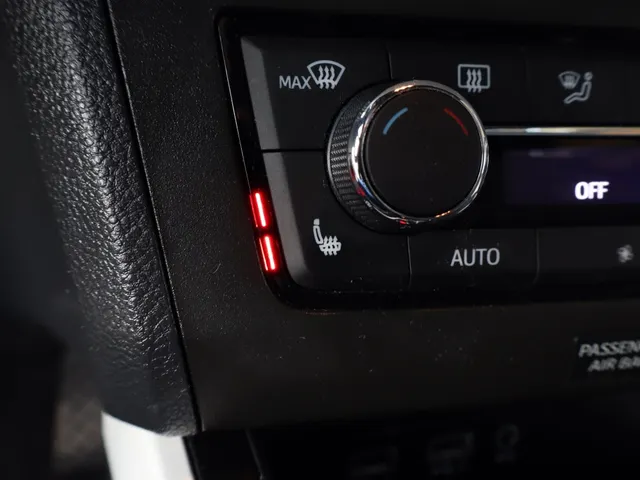 SEAT Arona 1.0 TSI Xcellence Business Intense | Stoelverwarming | Camera