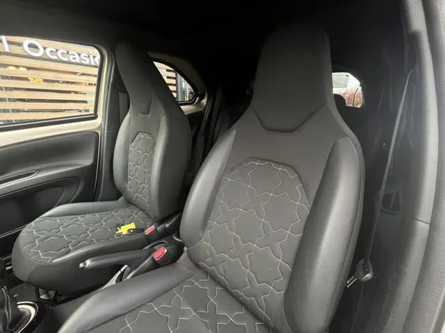 Toyota Aygo X 1.0 VVT-i MT Envy | Cabrio | JBL | Parkeersensoren