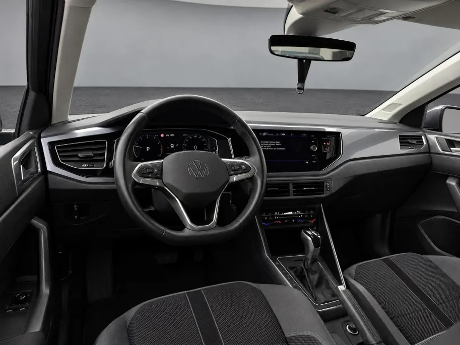 Volkswagen Polo 1.0 TSI 95pk DSG Style · Camera · Apple/Android Car Play · Stoelverwarming · Navigatie · Trekhaak · 16'' Inch ·