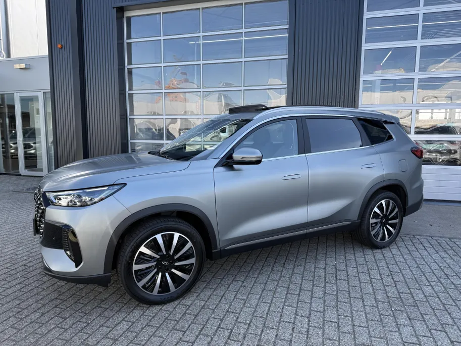 Chery Tiggo 8 Unique PHEV 7 persoons | Panoramadak | Stoelverwarming en koeling | 360 graden camera | 7 jaar garantie
