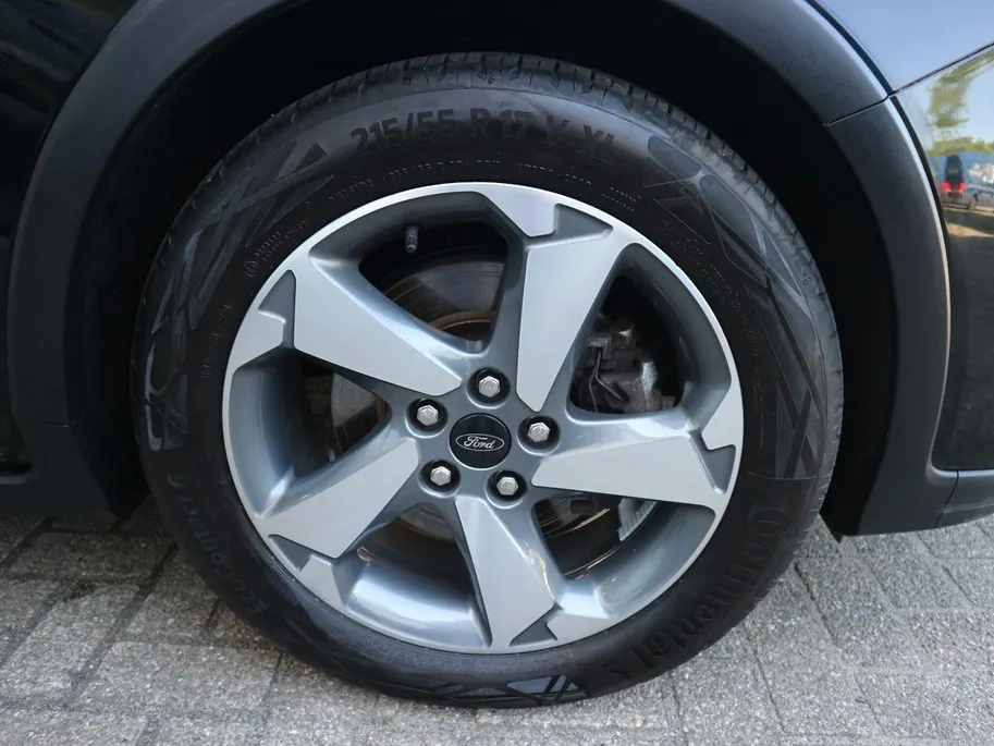 Ford Focus 1.0 EcoBoost Hybrid Active | NAVI | CAMERA | WINTERPAKKET |