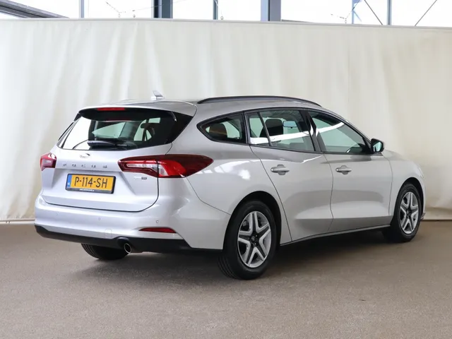 Ford Focus Wagon 1.0 EcoBoost Hybrid Connected | Nieuw model
