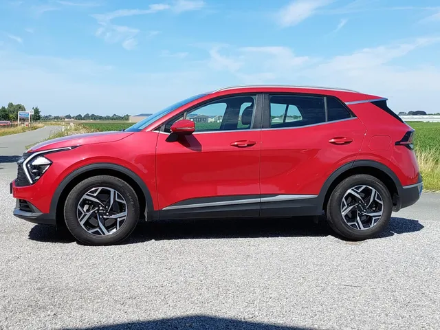Kia Sportage 1.6 T-GDi MHEV DynamicLine AUTOMAAAT | PDC V+A | NAVI | rijklaarprijs !!