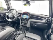 MINI Cooper 5-deurs 1.5 Cooper Camden Plus Edition