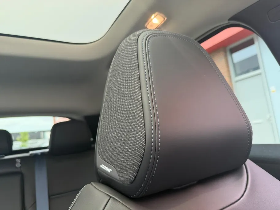 Nissan Leaf Evolve 52 kWh | NISSAN MORE 10 JAAR GARANTIE | 451 KM WLTP | 2500 EURO INRUILPREMIE | SNEL RIJDEN | BOSE | RONDOM CAMERA | CARPLAY |