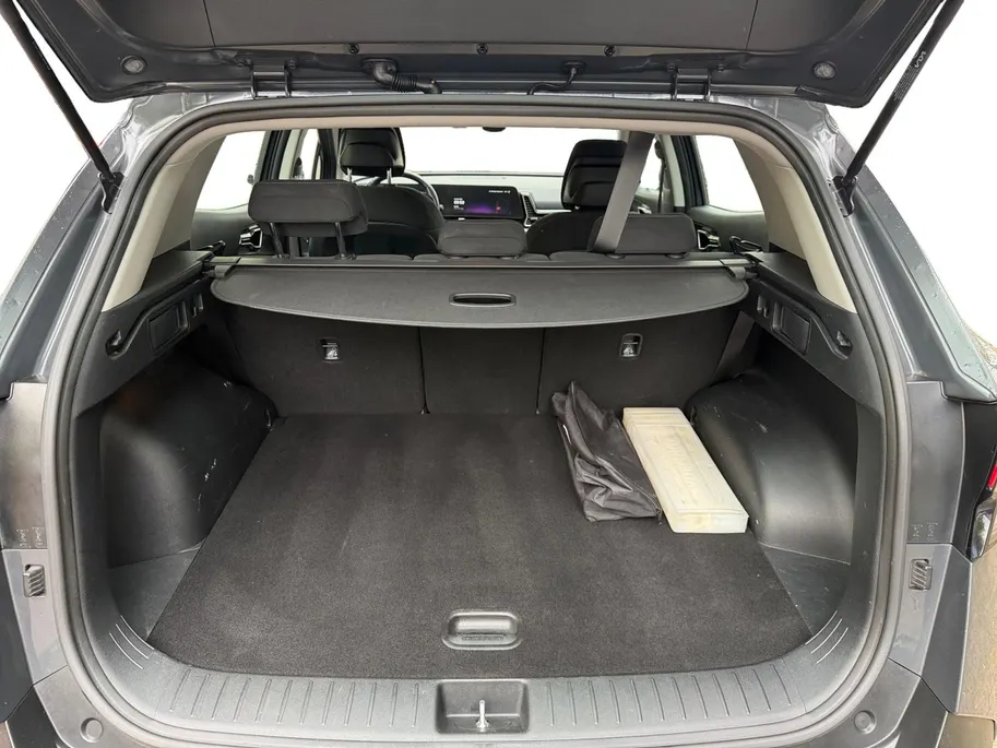 Kia Sportage 1.6 T-GDi MHEV DynamicLine | Navigatie | Climate control | Parkeer camera achter | LM-Velgen