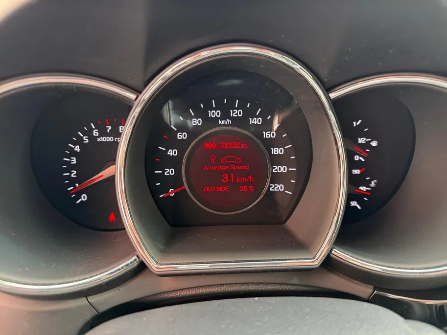 Kia Rio 1.2 CVVT ExecutiveLine Navigatie| Stoel verwarming| Camera| Lichtmetalen velgen| donker getint glas| Climate Control