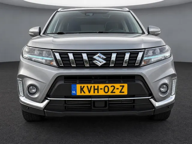 Suzuki Vitara 1.4 BoosterJet Style Hybrid | Panoramadak | Carplay | Trekhaak