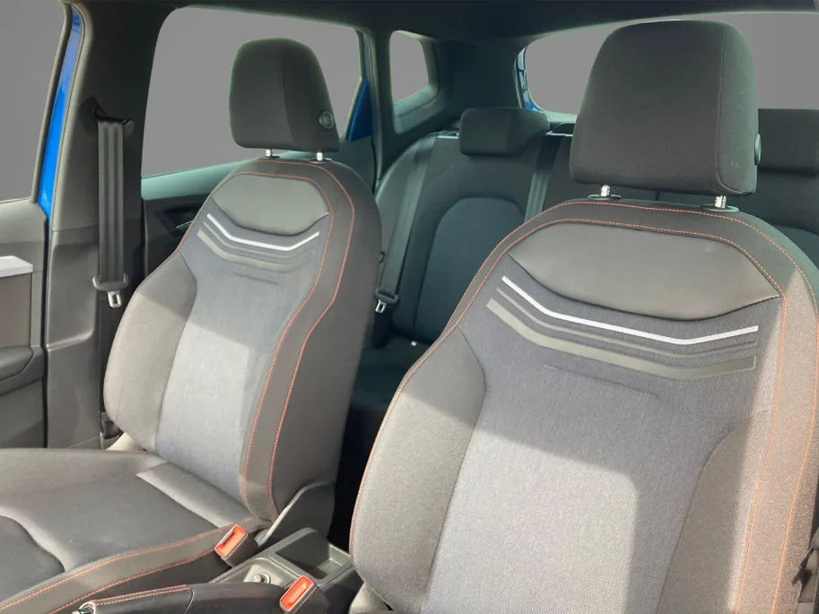 SEAT Arona 1.0EcoTSI/95PK FR · Apple/Android Car Play · LED · Cruise control · Garantie t/m 08-04-2027