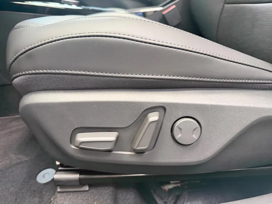 Kia Niro 1.6 GDi Hybrid ExecutiveLine INRUILPREMIE € 6300,- KORTING | OP = OP | FULL-OPTIONS | HEV |