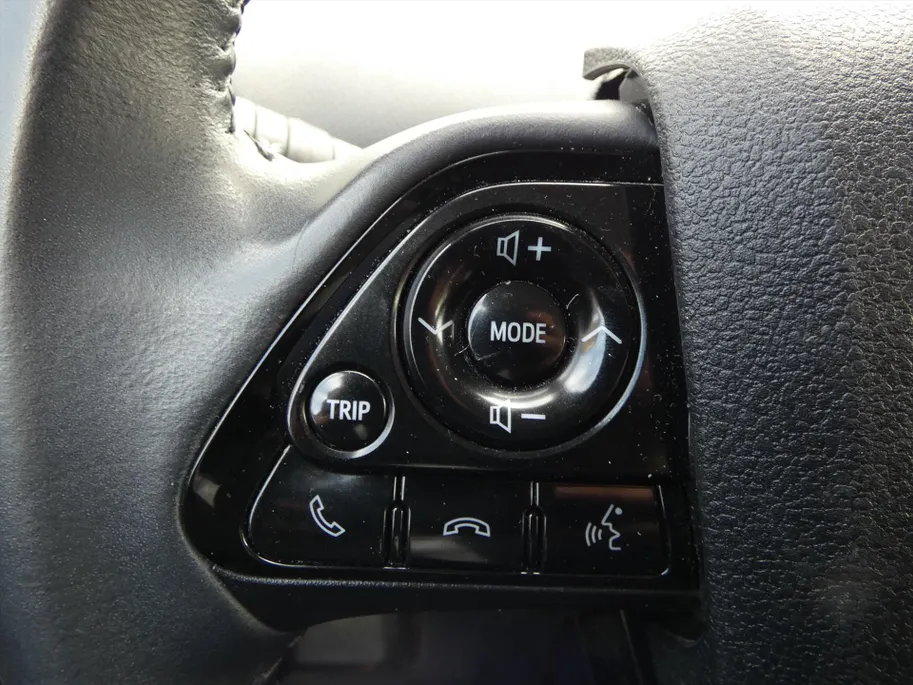 Toyota Prius 1.8 Full Hybrid 122PK Aut Executive / Trekhaak