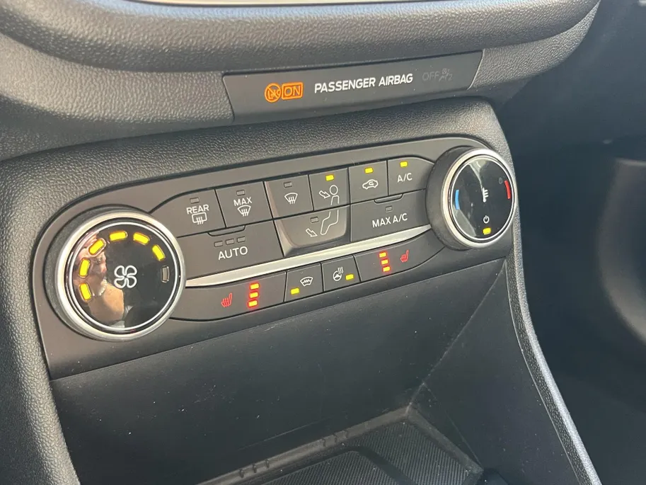 Ford Fiesta 1.0 EcoBoost Hybrid Titanium X