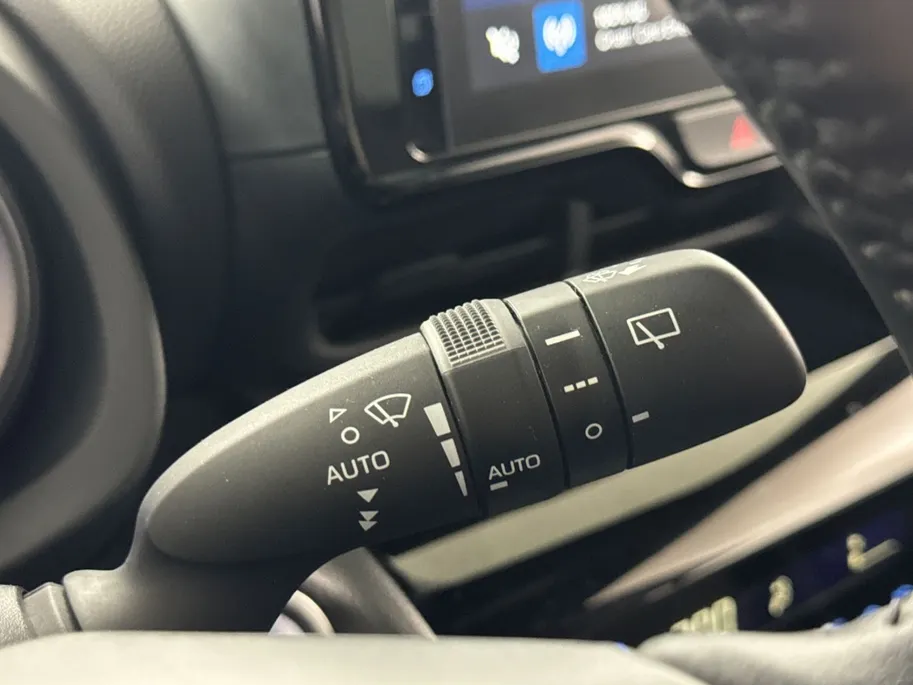 Toyota Yaris Cross 1.5 Hybrid Dynamic | Navigatie | 17'' L.M. Velgen | Adaptieve Cruise Control