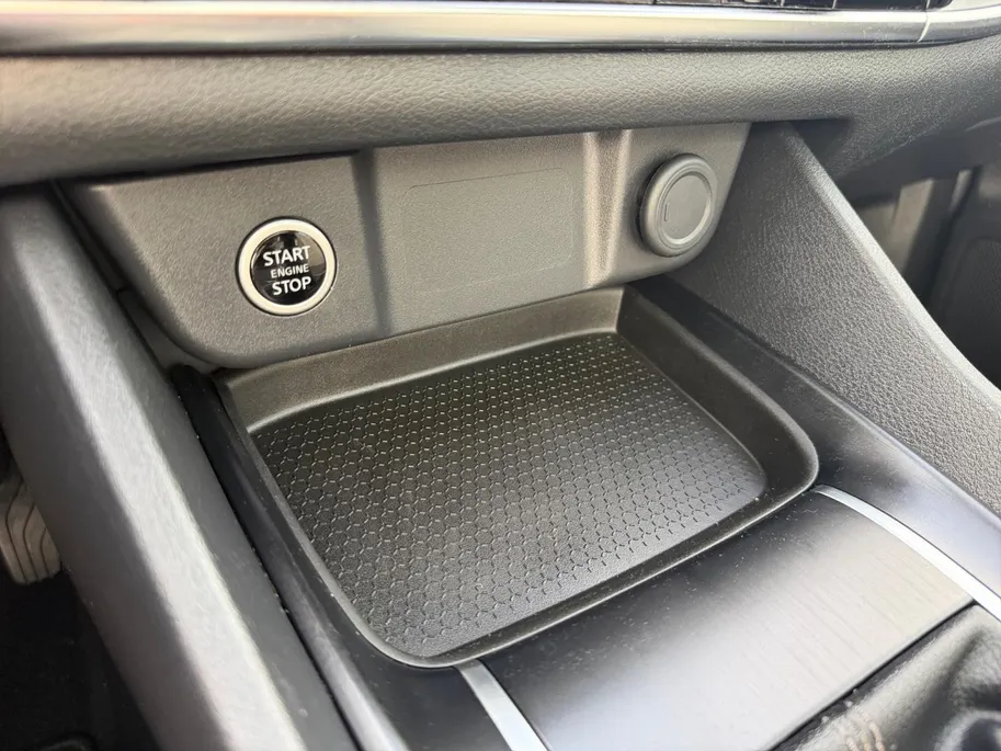 Nissan QASHQAI 1.3 MHEV Acenta | TREKHAAK | CLIMATE | PANO DAK | ACHTERUITRIJCAMERA | CARPLAY |