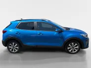 Kia Stonic 1.0 T-GDi MHEV DynamicPlusLine | Cruise Control | Climate Control | Navigatie | Camera | LM Velgen | Parkeersensoren |