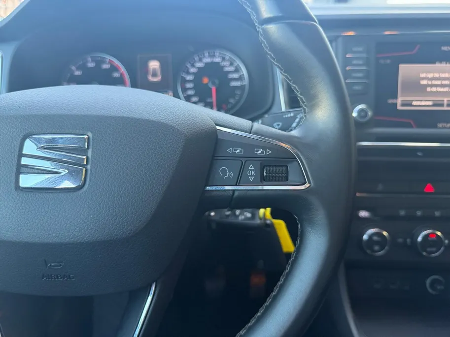 SEAT Ateca 1.0 EcoTSI Style 12 maanden garantie! | Apple carplay/ Android auto | Cruise control | Clima | Camera |