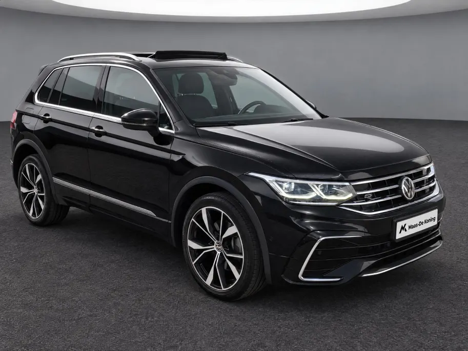 Volkswagen Tiguan 1.4 TSI eHybrid R-Line Business+ · Panoramadak · Trekhaak · 360°Camera · Apple/Android Car Play