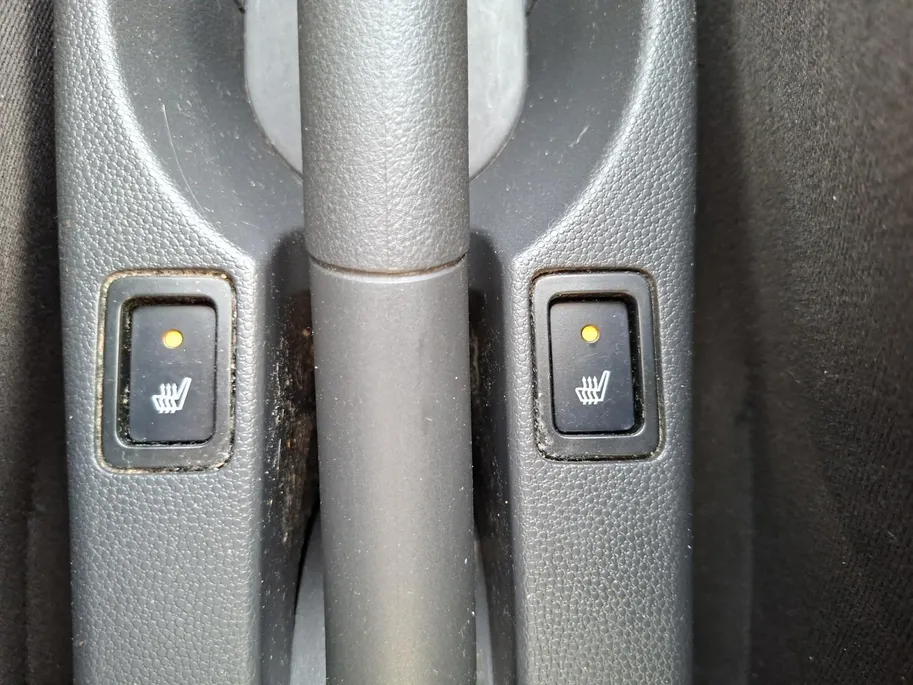 Suzuki Splash 1.0 Exclusive | Airco |Lichtmetalen velgen | Stoelverwarming | Radio / CD Speler