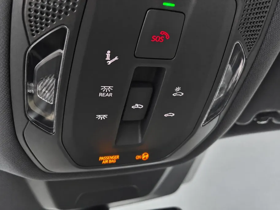 Audi Q5 Sportback e-hybrid quattro S edition Competition 367 PK · Glazen panoramadak · Head-up display · B&O premium 3D