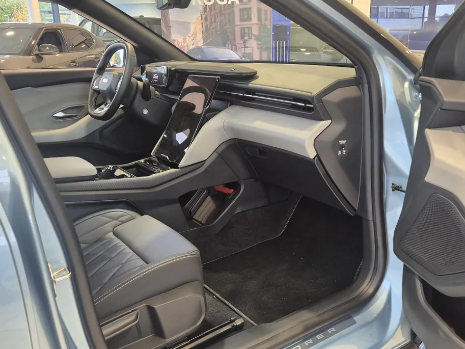 Ford Explorer Premium Extended Range RWD 77 kWh