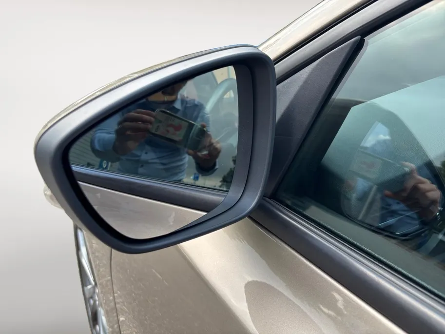 Ford Focus 1.0 EcoBoost ST Line Business 125PK | Winter Pack | Comfort Pack | Privacy Glass | Climate Control | Keyless Entry