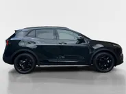 Kia Sportage 1.6 T-GDi Hybrid Black Edition Advanced | TIJDELIJK ACTIE MODEL| DIRECT LEVERBAAR | 3000,- INRUILVOORDEEL | Panorama Schuif/Kanteldak | Elektrisch verstelbare Stoelen |