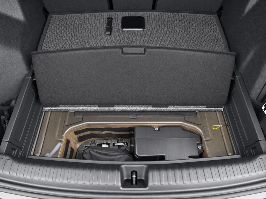 Audi Q4 Sportback e-tron S edition quattro performance 82 kWh · Tech Pro · Panorama dak · SONOS Sound · Ambient lighting · Head-up Display