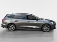 Ford Focus Wagon 1.0 EcoBoost Hybrid ST Line | Betreft Demo Voertuig | Vraag naar de actuele kilometerstand |