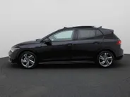 Volkswagen Golf 1.5eTSI/130PK R-Line DSG Volkswagen Golf 1.5eTSI/131PK R-Line DSG · Panoramadak · Apple/Android Car Play · Stoel & Stuurverwarming · Navigatie · LED ·