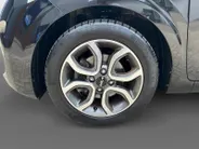 Kia Picanto 1.0 DPi DynamicPlusLine | Apple Carplay / Android Auto | Navigatiesysteem | Lichtsensor | Parkeersensoren + Camera Achter | Cruise Control | Climate Control | 15' Lichtmetalen Velgen