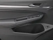 Volkswagen Golf 1.5 eHybrid 272pk DSG GTE · Panoramadak · Leder · Wegklapbare Trekhaak · Stoelventilatie · Camera · Dodehoek Detectie · 18'' Inch · Garantie t/m 30-0-2030 of 100.000km